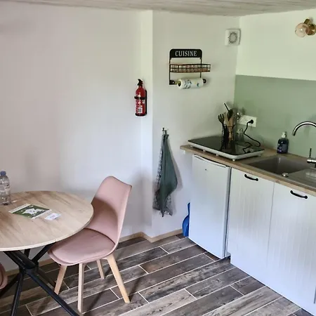 La Maison Rose 宾馆 *