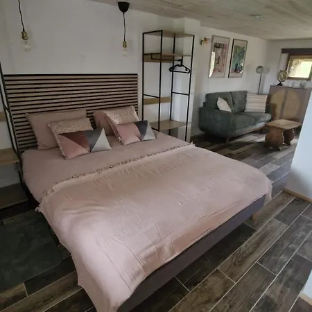 La Maison Rose 여관 *